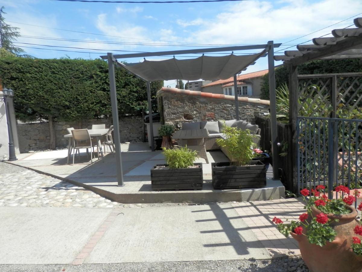 Maison De Laura Salsigne Exterior photo